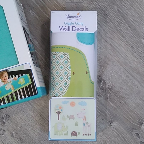 NIB Summer Giggle Gang crib hugger Wall decals - Picture 4 of 15